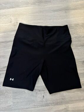 Under Armour Bike Shorts - Size: 1X